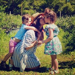 Meet your Posher, Whitney